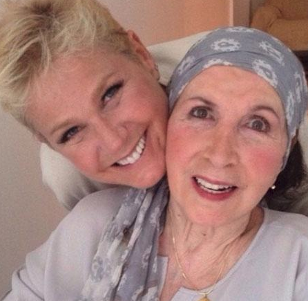 Dona Alda, mãe da apresentadora Xuxa, morre aos 81 anos